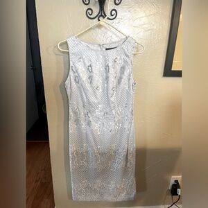 Jessica Howard Slinky Silver Sleeveless Sheath Dress Size 8